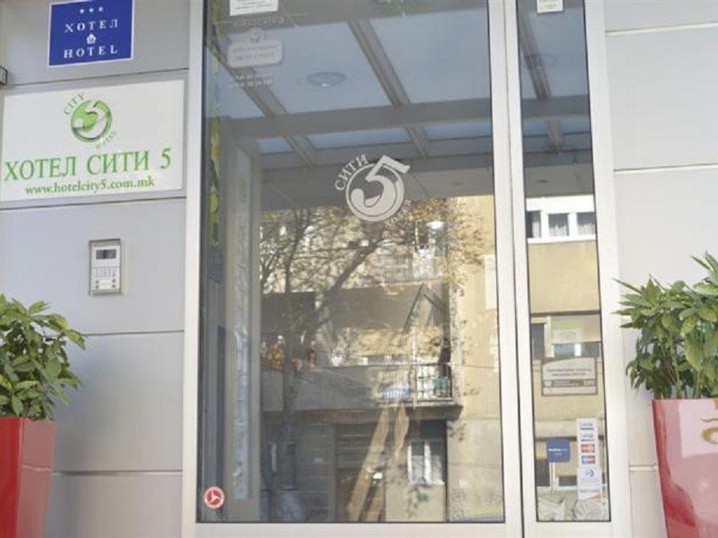 City5 Rooms & Suites By Lsa Σκόπια Εξωτερικό φωτογραφία