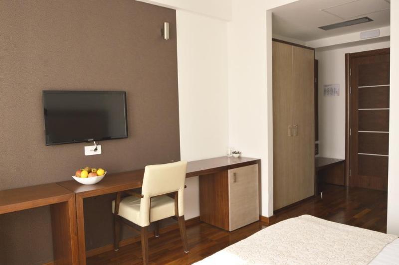 City5 Rooms & Suites By Lsa Σκόπια Εξωτερικό φωτογραφία