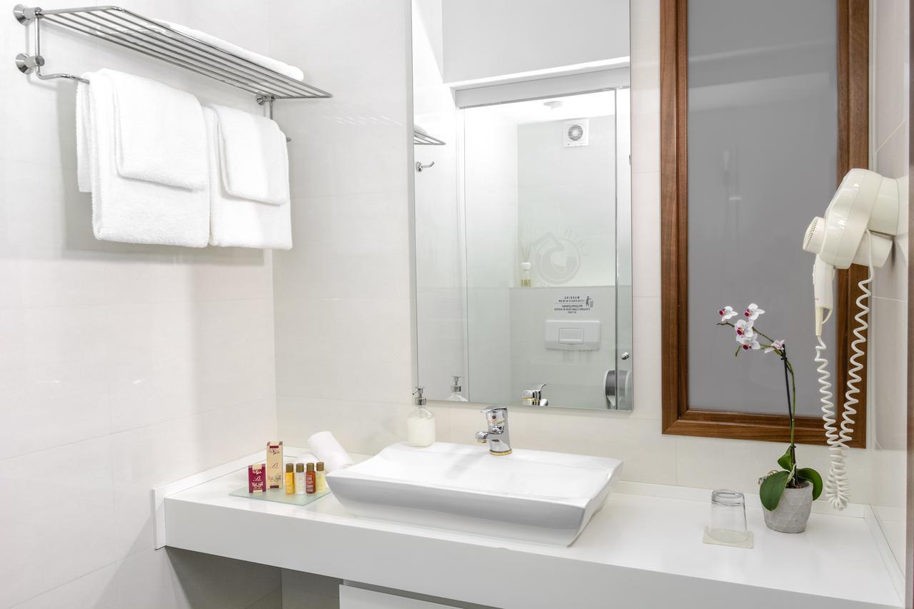 City5 Rooms & Suites By Lsa Σκόπια Εξωτερικό φωτογραφία